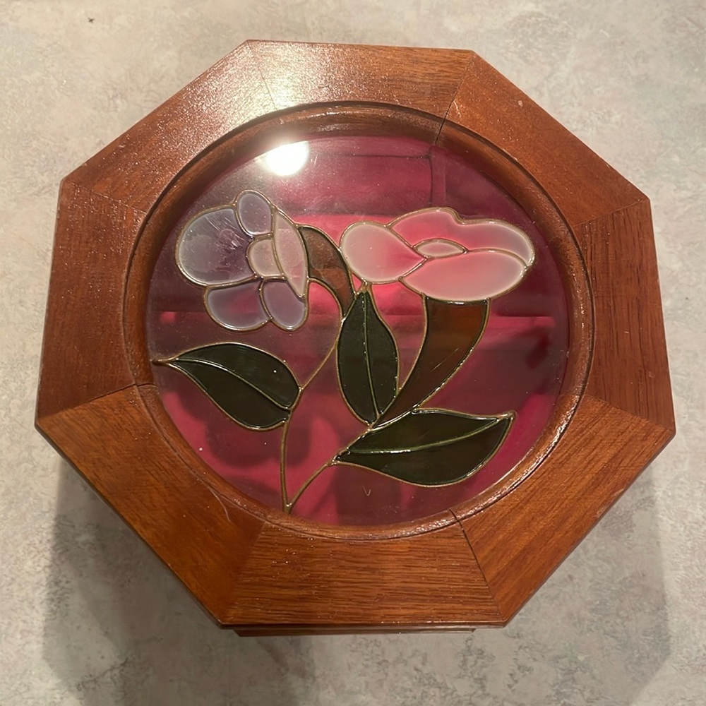 Vintage Mele jewelry box
